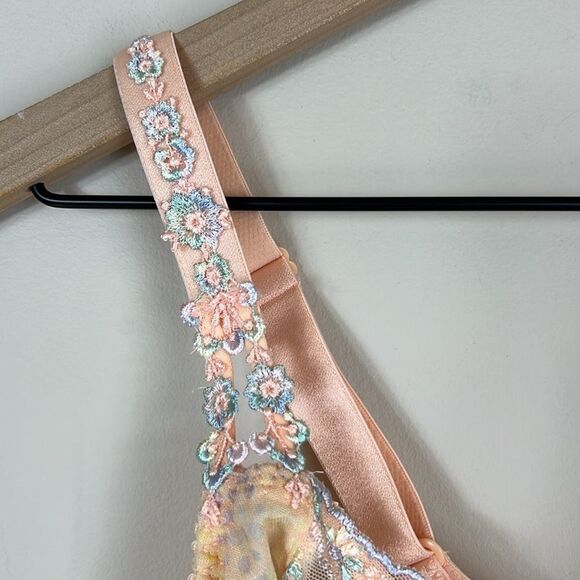 Prima Donna Lace Balcony Bra Non Padded Size 32 DD - Picture 3 of 9